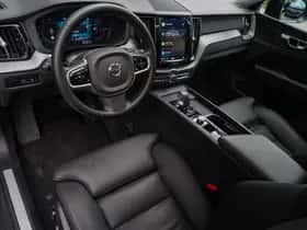 Volvo XC60 (2025) thumbnail 12
