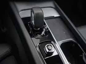 Volvo XC60 (2025) thumbnail 28