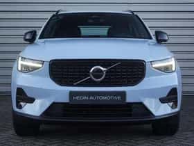 Volvo XC40 (2025) thumbnail 2