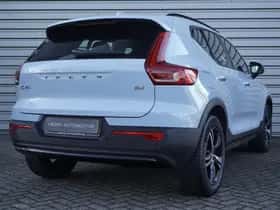 Volvo XC40 (2025) thumbnail 6