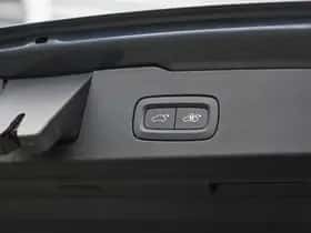 Volvo V60 (2022) thumbnail 11
