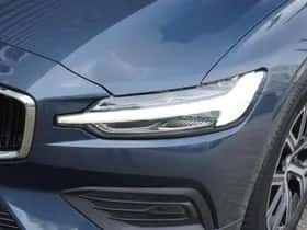 Volvo V60 (2022) thumbnail 4