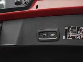 Volvo XC40 (2022) thumbnail 11