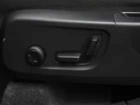 Volvo XC40 (2022) thumbnail 16