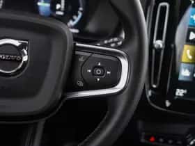 Volvo XC40 (2022) thumbnail 20