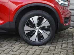 Volvo XC40 (2022) thumbnail 7