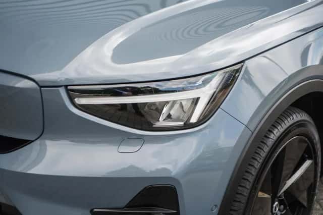 Volvo C40 (2023) thumbnail 4
