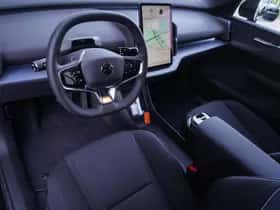 Volvo EX30 (2025) thumbnail 12