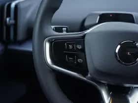 Volvo EX30 (2025) thumbnail 17