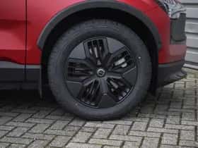 Volvo EX30 (2025) thumbnail 7