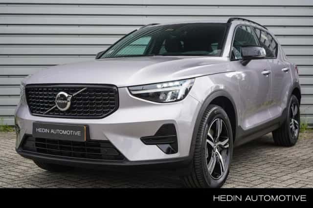 Volvo XC40 (2026) thumbnail 1