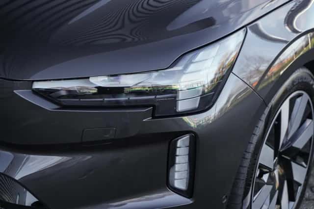 Volvo EX90 (2025) thumbnail 4