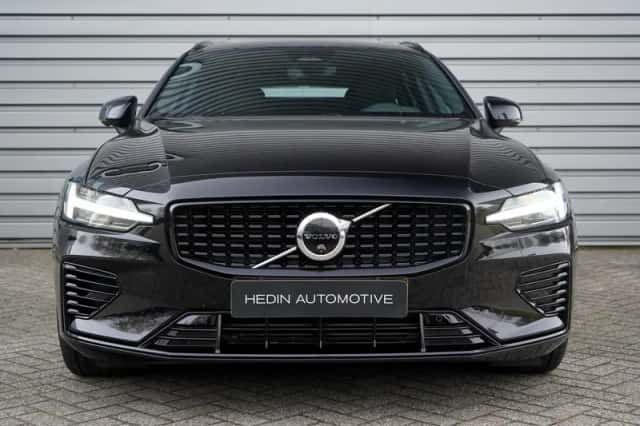 Volvo V60 (2025) thumbnail 2