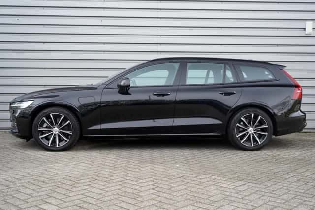 Volvo V60 (2025) thumbnail 3