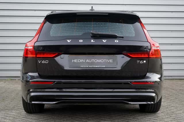 Volvo V60 (2025) thumbnail 5