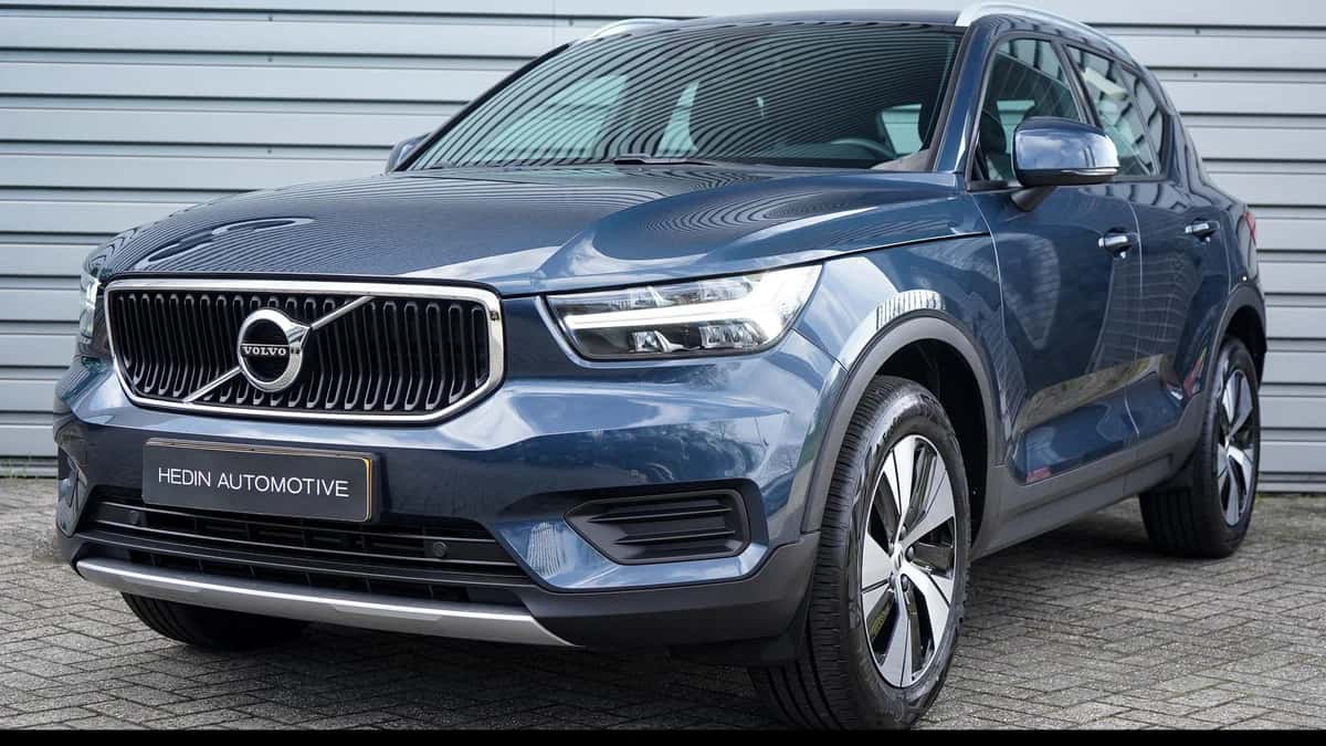 Volvo XC40 (2021) — foto 1