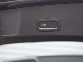 Volvo XC40 (2021) thumbnail 11