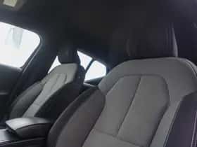 Volvo XC40 (2021) thumbnail 16