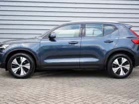 Volvo XC40 (2021) thumbnail 3