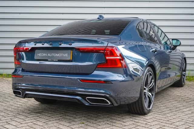 Volvo S60 (2022) thumbnail 6
