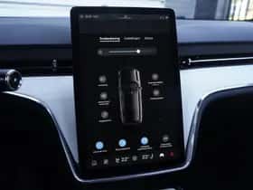 Volvo EX90 (2025) thumbnail 23