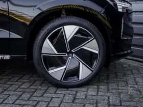 Volvo EX90 (2025) thumbnail 7