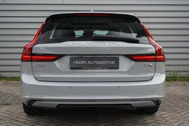 Volvo V90 (2025) thumbnail 5