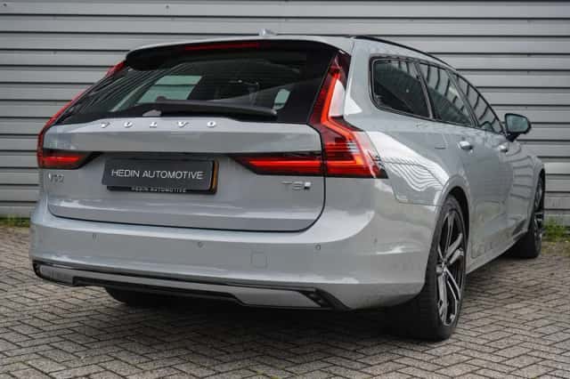 Volvo V90 (2025) thumbnail 6