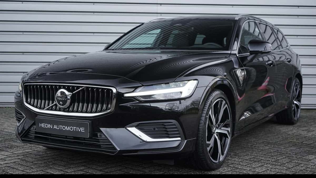 Volvo V60 (2026) — foto 1