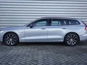 Volvo V60 (2025) thumbnail 3