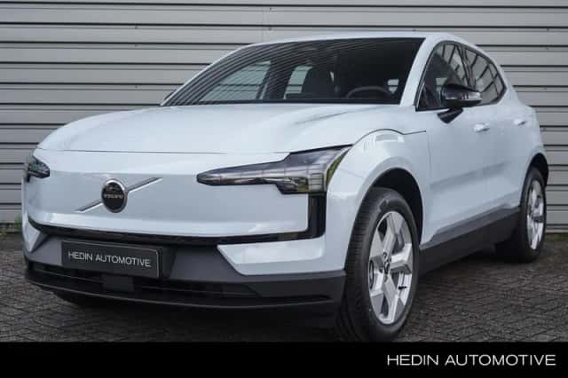 Volvo EX30 (2026) thumbnail 1