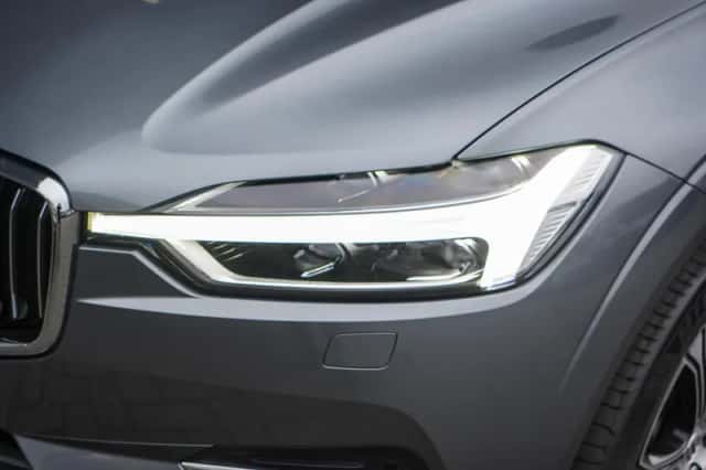 Volvo XC60 (2020) thumbnail 4