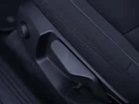 Volvo XC40 (2024) thumbnail 15