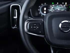 Volvo XC40 (2024) thumbnail 18
