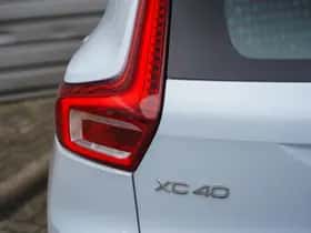 Volvo XC40 (2024) thumbnail 8