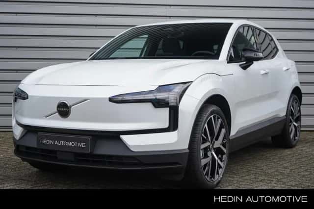 Volvo EX30 (2026) thumbnail 1