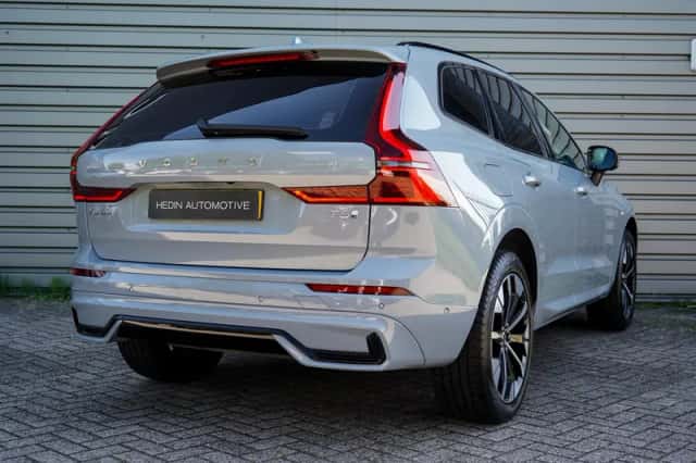 Volvo XC60 (2025) thumbnail 6