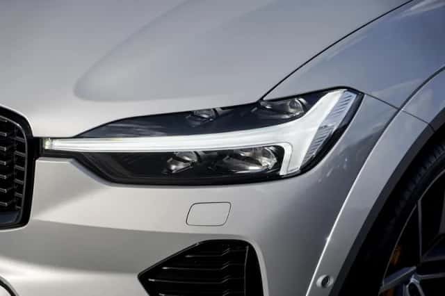 Volvo XC60 (2025) thumbnail 4