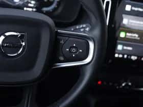 Volvo EX40 (2025) thumbnail 17