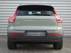 Volvo EX40 (2025) thumbnail 5