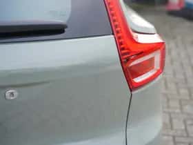 Volvo EX40 (2025) thumbnail 9