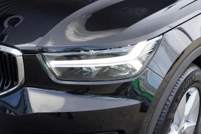 Volvo XC40 (2020) thumbnail 4