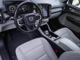 Volvo XC40 (2020) thumbnail 12