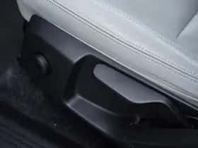 Volvo XC40 (2020) thumbnail 16