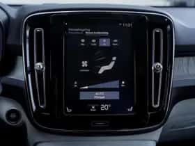 Volvo XC40 (2020) thumbnail 24