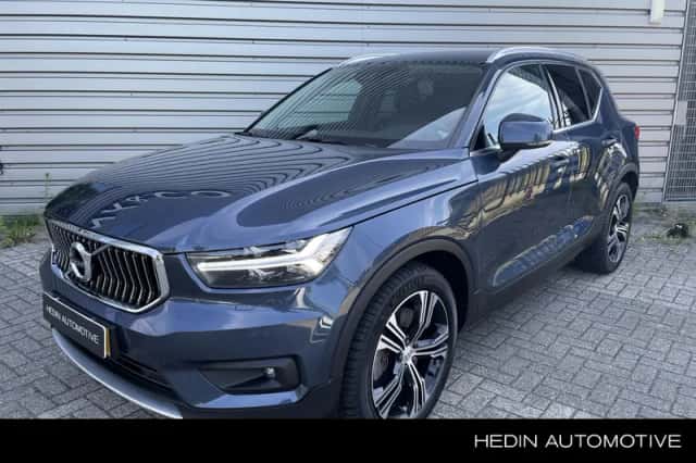 Volvo XC40 (2021) thumbnail 1