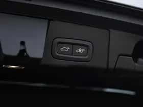 Volvo XC60 (2025) thumbnail 11