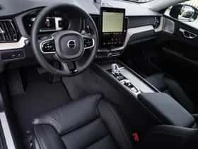Volvo XC60 (2025) thumbnail 12