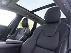 Volvo XC60 (2025) thumbnail 17