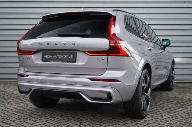 Volvo XC60 (2025) thumbnail 6